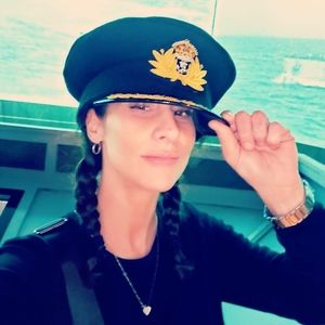 Meet your Posher, Meyranie